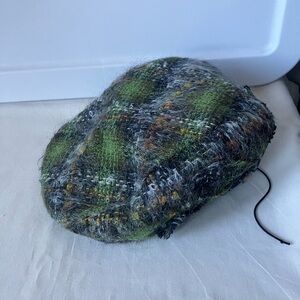 Jennifer Ouellette Green Tweed Newsboy Cap Hat. Excellent condition